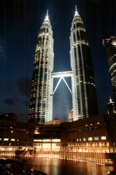 マレーシアのペトロナスタワー